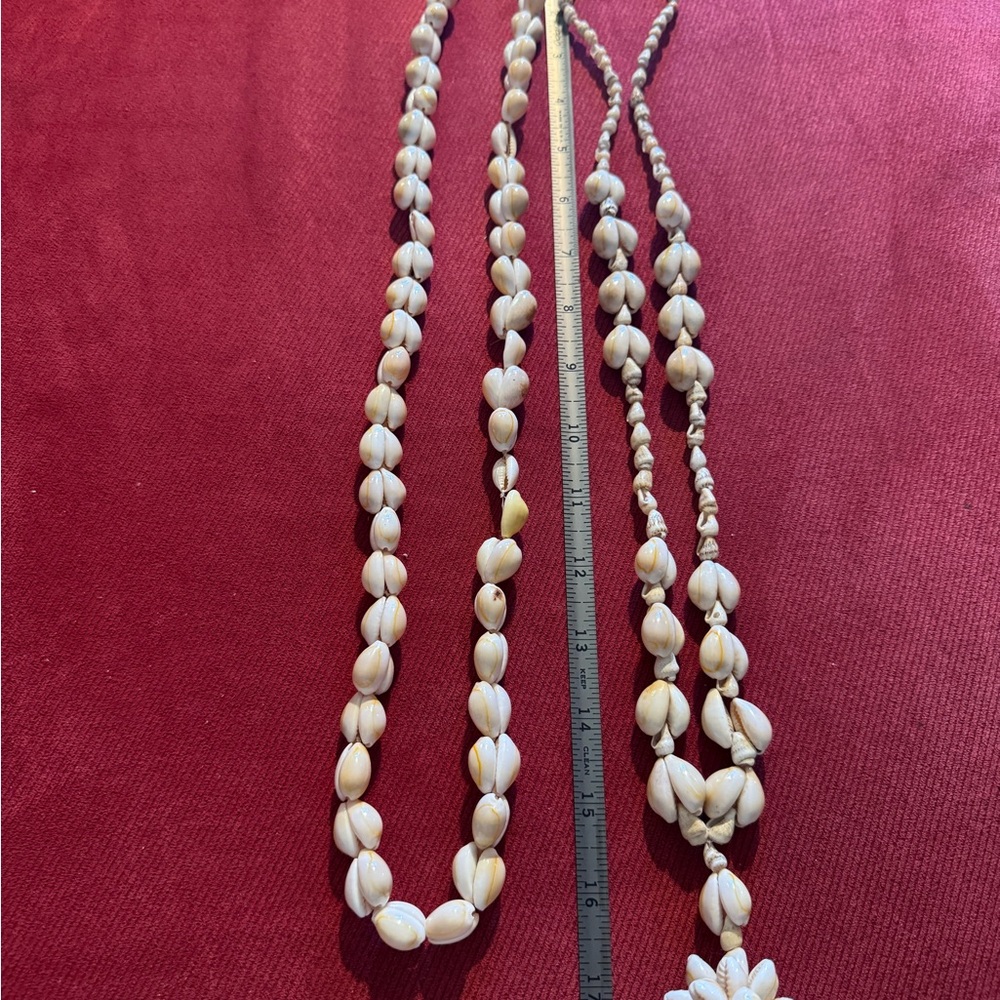 Vintage Natural Cowrie Shell Necklace Set - Picture 4 of 5